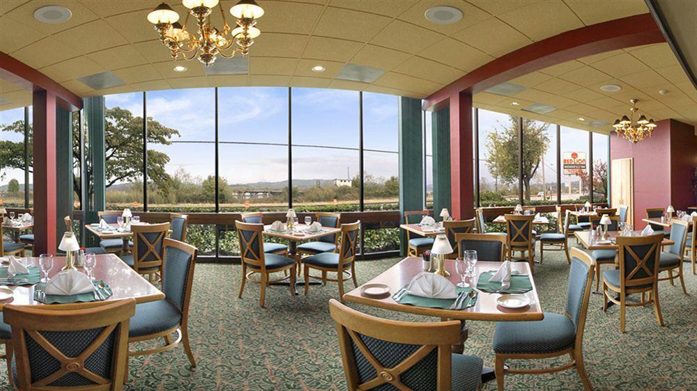 Red Lion Hotel Coos Bay Eksteriør bilde