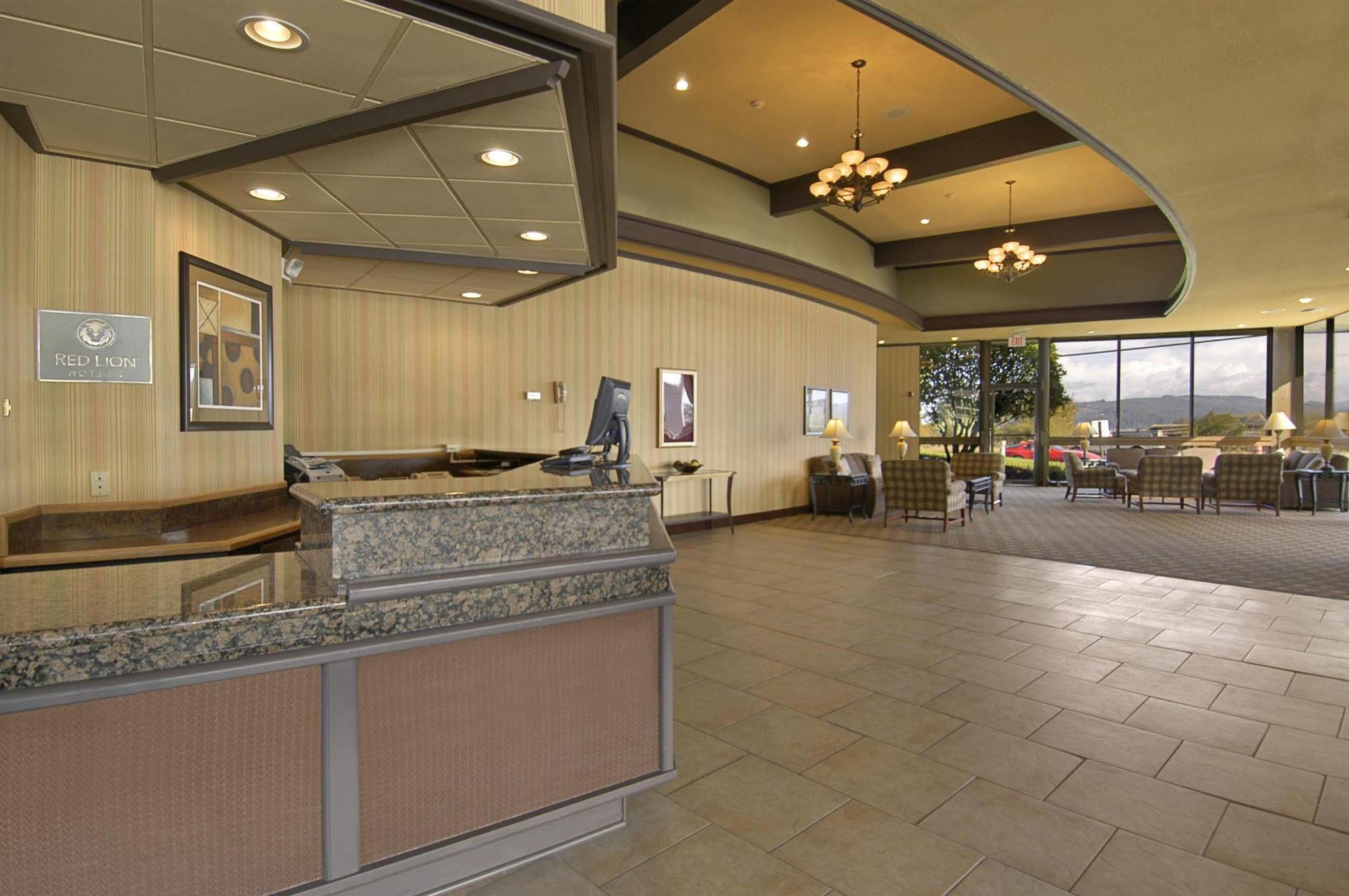 Red Lion Hotel Coos Bay Interiør bilde