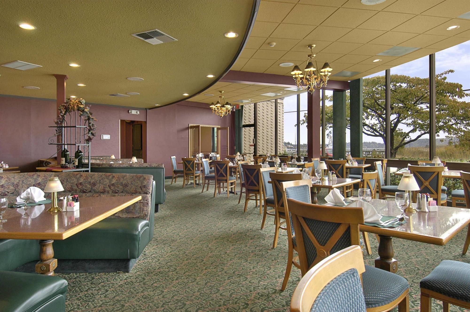 Red Lion Hotel Coos Bay Eksteriør bilde